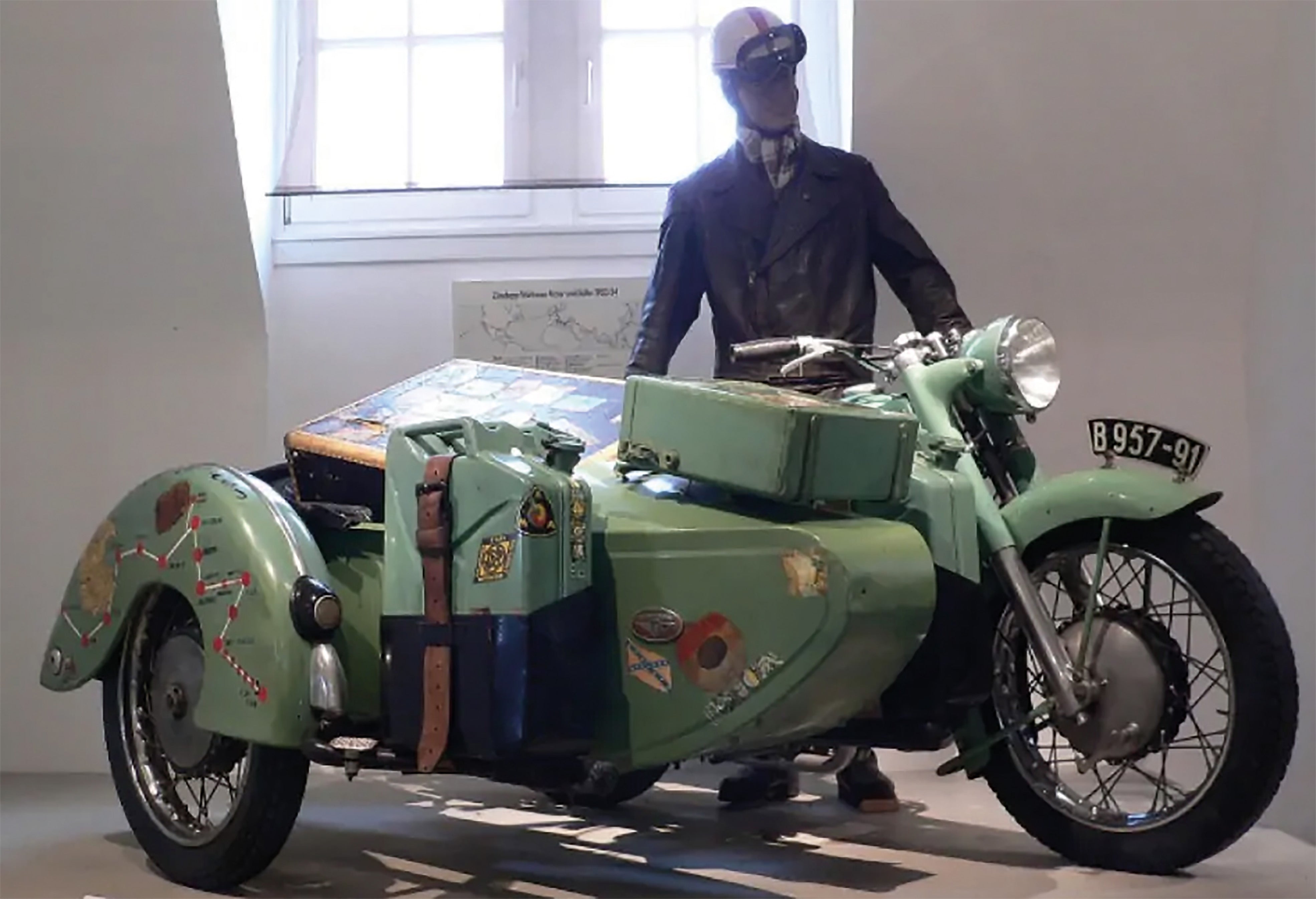 Ausstellung_Motorrad_Mensch.jpg